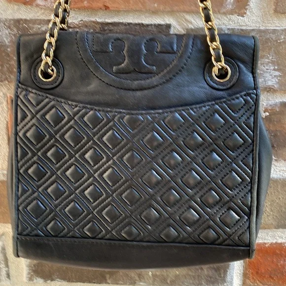 TORY BURCH Savannah Convertible Shoulder Bag - Black with Gold Chain - Picture 1 of 16